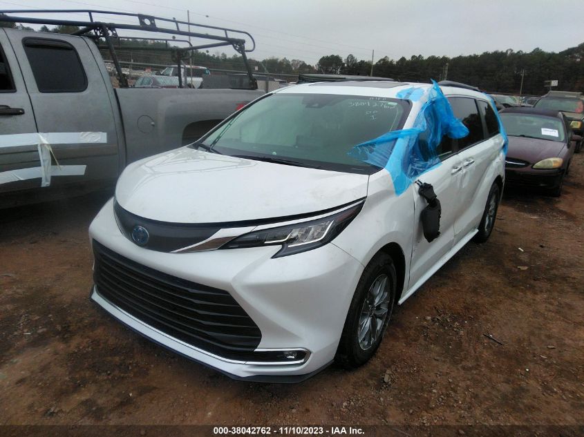 5TDYRKEC1NS105027 2022 TOYOTA SIENNA, photo no. 2