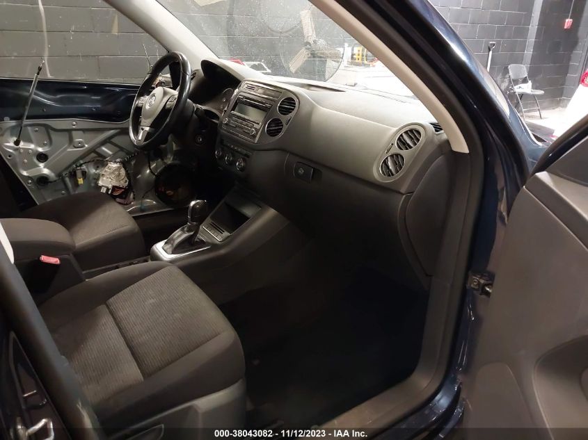 2014 VOLKSWAGEN TIGUAN S - WVGBV3AX1EW618600