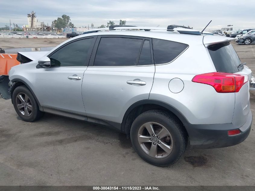 2015 TOYOTA RAV4 XLE - JTMWFREV1FD068293