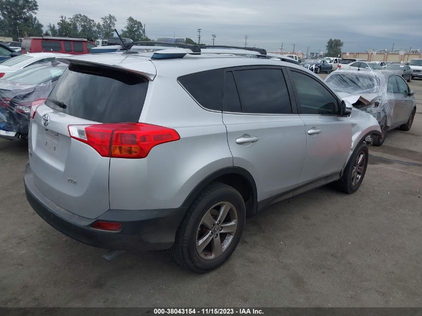 2015 TOYOTA RAV4 XLE - JTMWFREV1FD068293