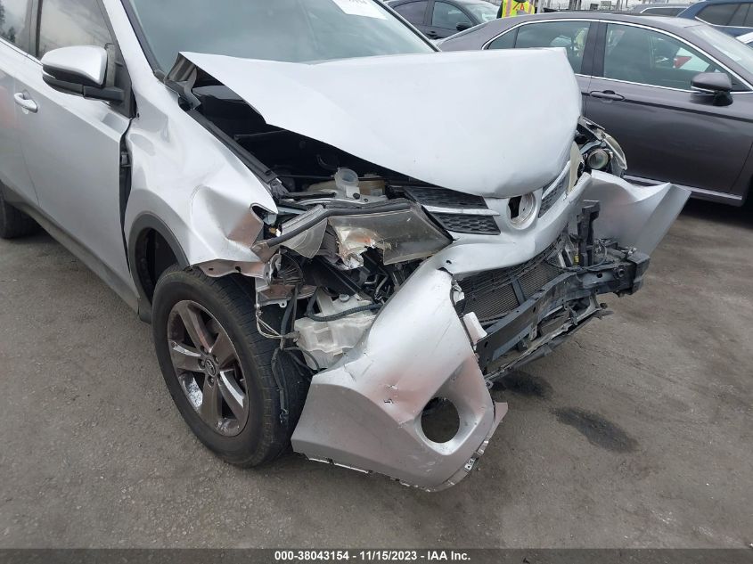 2015 TOYOTA RAV4 XLE - JTMWFREV1FD068293