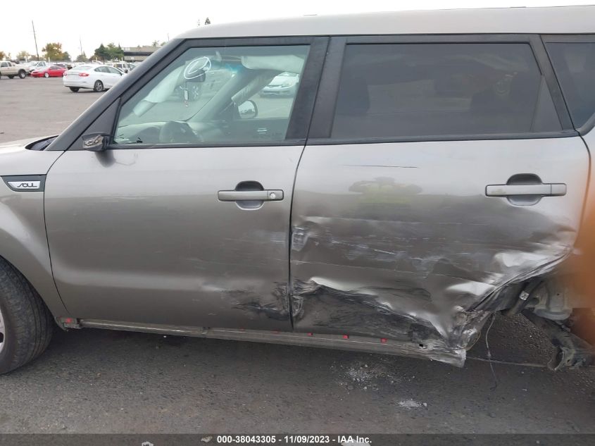 2018 KIA SOUL + - KNDJP3A56J7601028