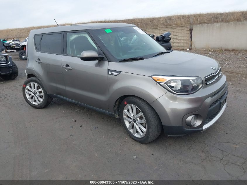 2018 KIA SOUL + - KNDJP3A56J7601028