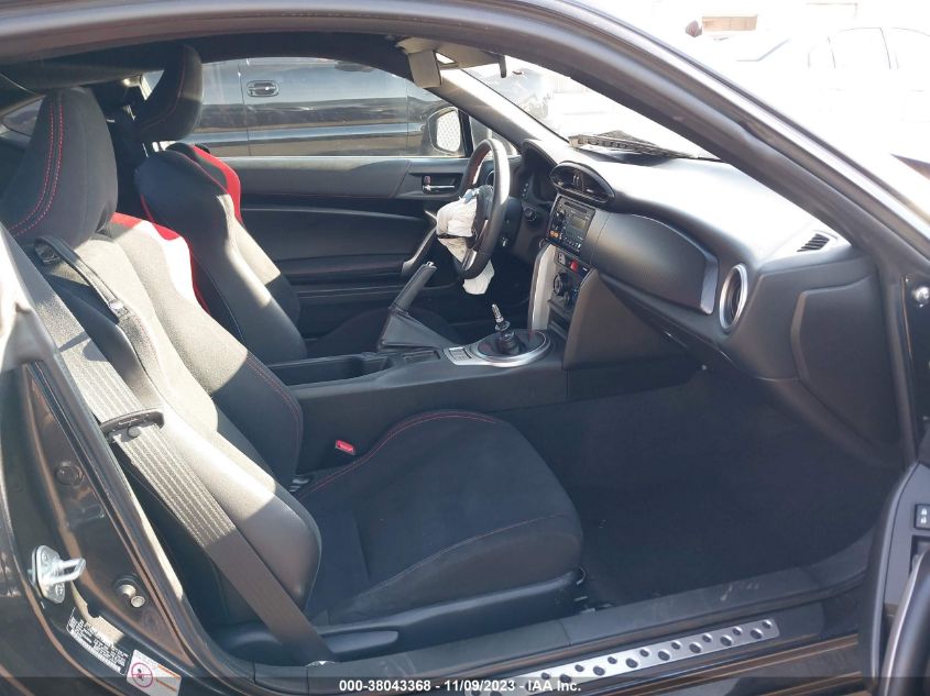 2013 TOYOTA SCION FR-S JF1ZNAA14D1708151