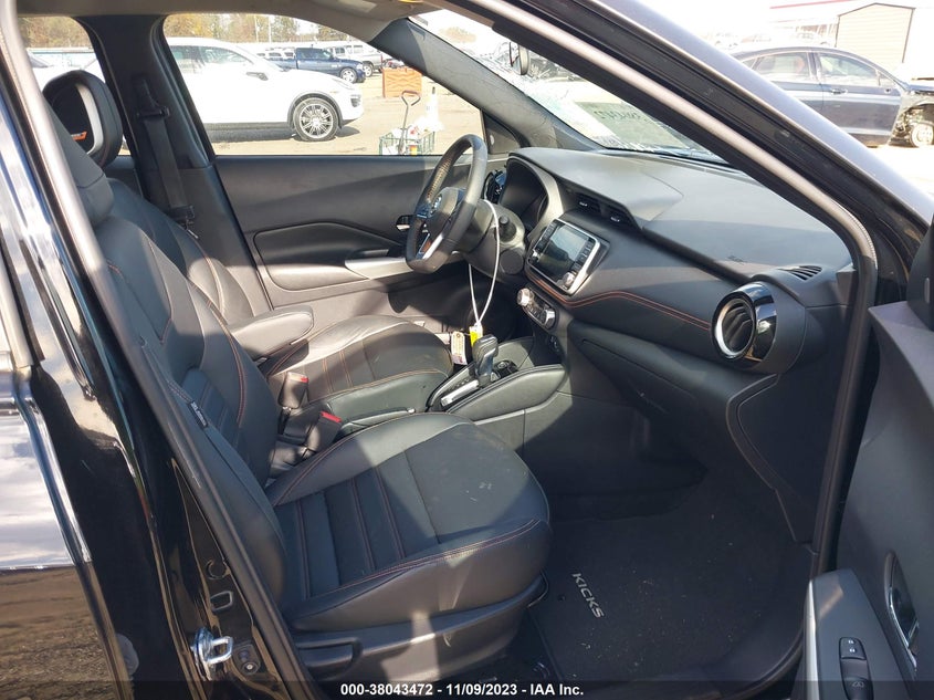 VIN 3N1CP5CU4KL565221 2019 NISSAN KICKS S/SR/SV