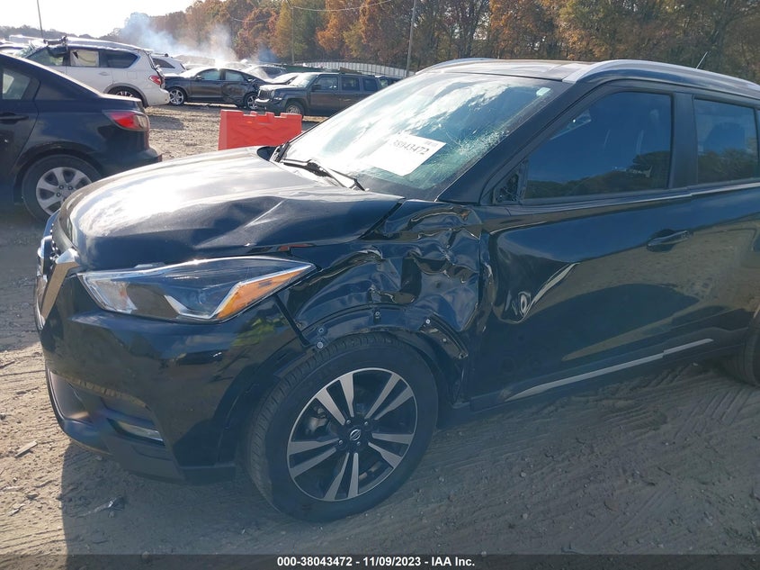 VIN 3N1CP5CU4KL565221 2019 NISSAN KICKS S/SR/SV