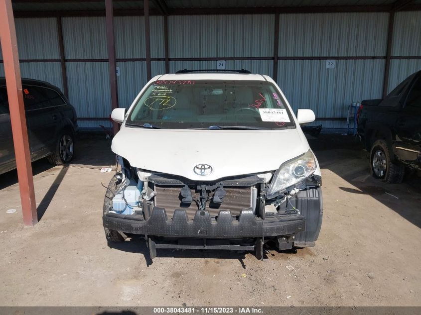 5TDYZ3DC5HS782447 2017 TOYOTA SIENNA, photo no. 12