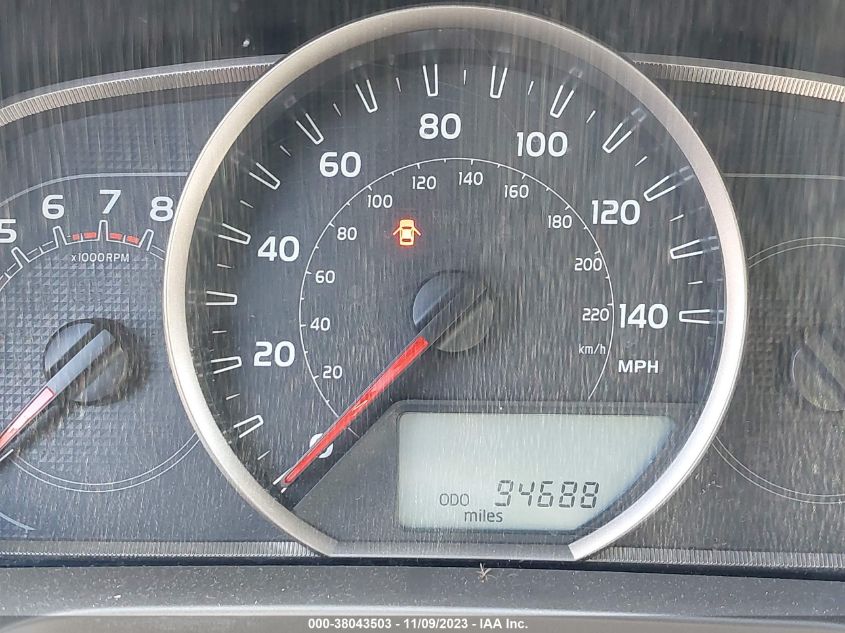 2014 TOYOTA RAV4 XLE - JTMWFREV9EJ005104