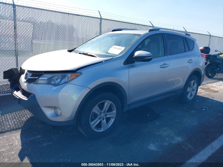 2014 TOYOTA RAV4 XLE - JTMWFREV9EJ005104