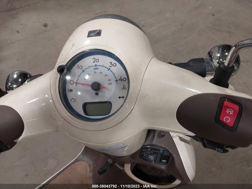 2018 HONDA NCW50 - JH2AF7715JK200413