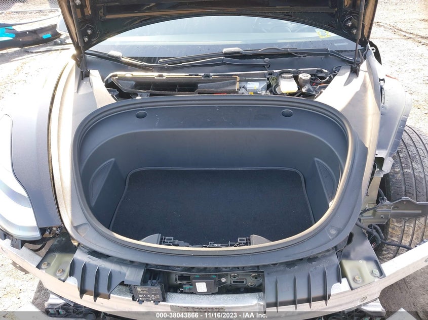 VIN 5YJ3E1EB0JF071992 2018 TESLA MODEL 3