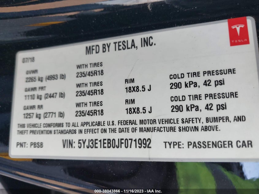 VIN 5YJ3E1EB0JF071992 2018 TESLA MODEL 3
