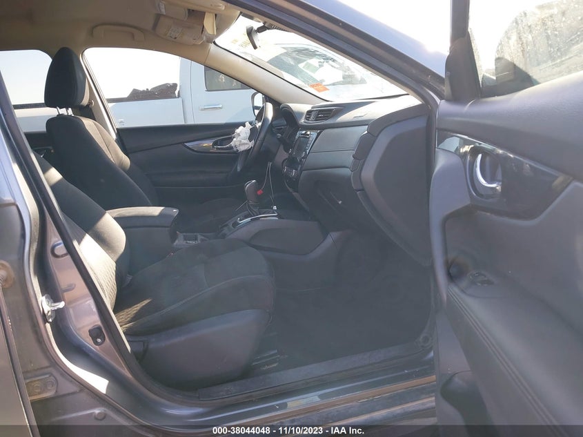 VIN KNMAT2MTXKP556001 2019 NISSAN ROGUE SV
