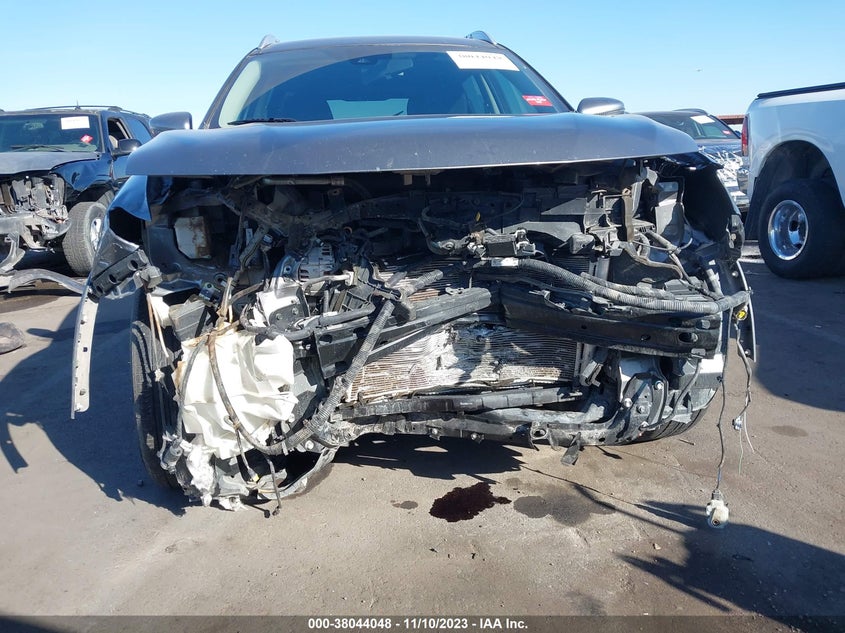 VIN KNMAT2MTXKP556001 2019 NISSAN ROGUE SV