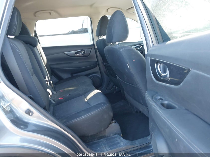 VIN KNMAT2MTXKP556001 2019 NISSAN ROGUE SV