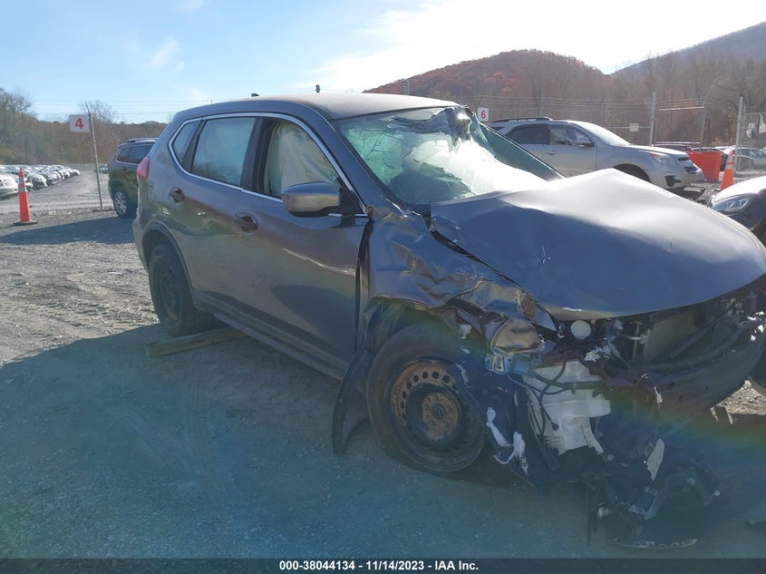 VIN KNMAT2MV1JP544027 2018 NISSAN ROGUE S/SV