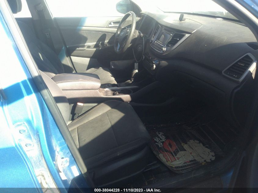 2016 HYUNDAI TUCSON LIMITED/SPORT AND ECO/SE - KM8J33A49GU126807