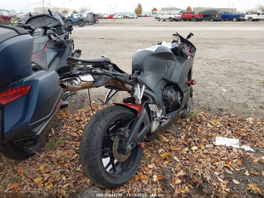 VIN JH2PC40H4KK500034 2019 HONDA CBR600 RA