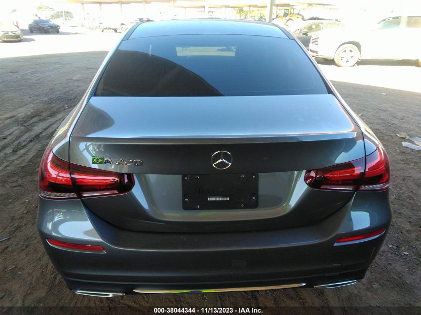 2021 MERCEDES-BENZ A 220 W1K3G4EB4MJ286578
