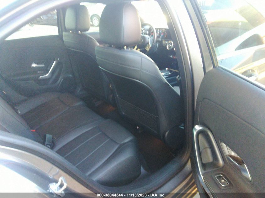 2021 MERCEDES-BENZ A 220 W1K3G4EB4MJ286578