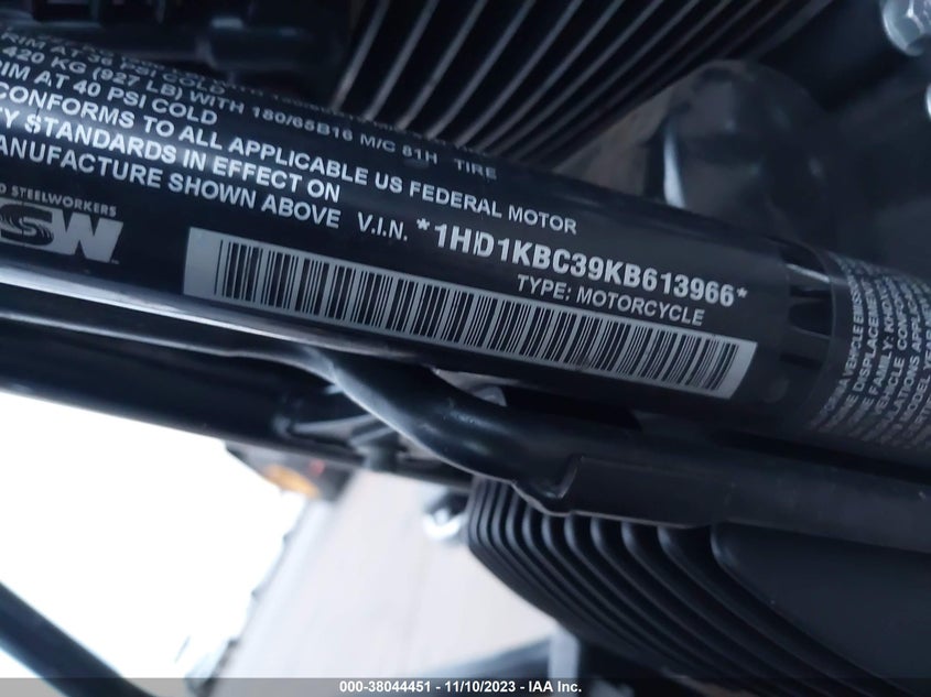 VIN 1HD1KBC39KB613966 2019 HARLEY-DAVIDSON FLHX
