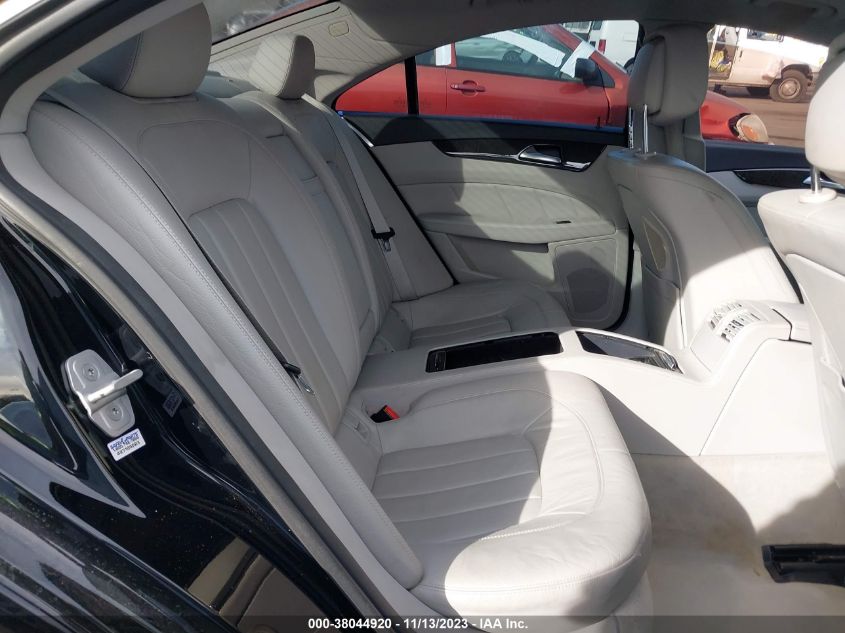 2013 MERCEDES-BENZ CLS 550 WDDLJ7DB1DA083104
