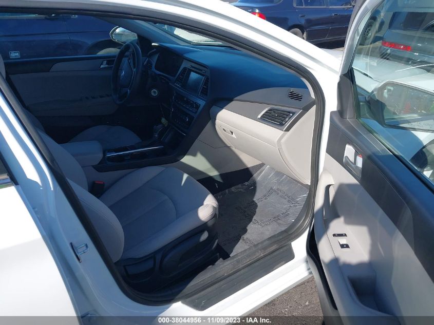 2016 HYUNDAI SONATA SE - 5NPE24AF1GH399590