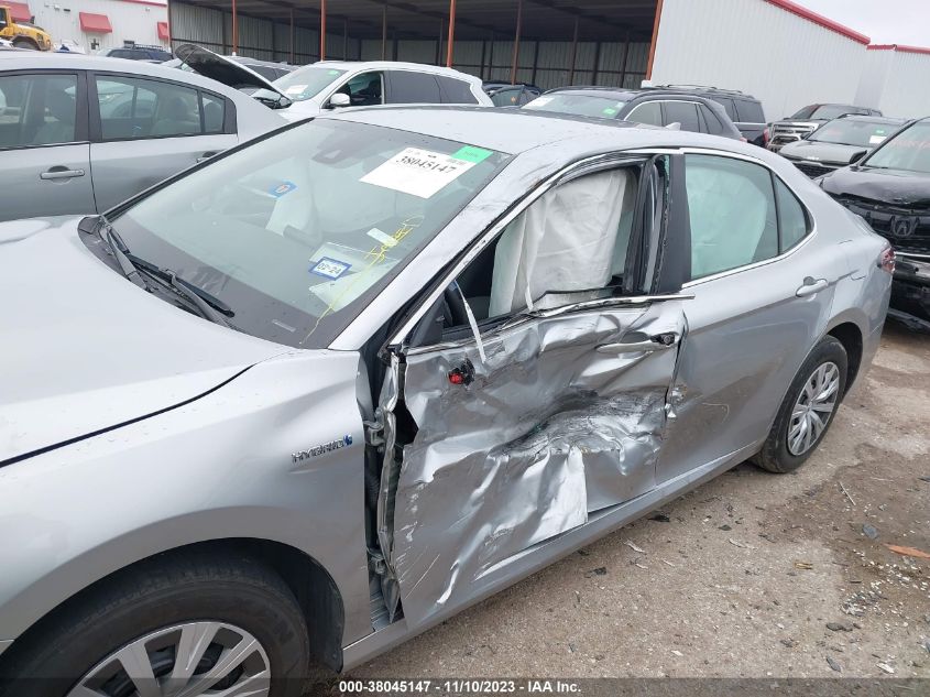 2021 TOYOTA CAMRY LE - 4T1C31AK7MU560134