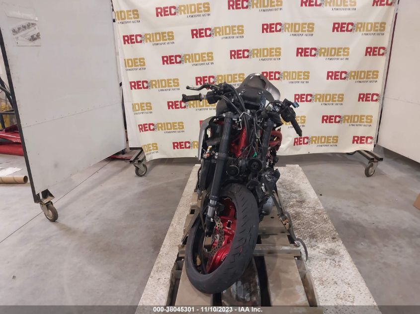 2019 KAWASAKI ZR900 - JKAZR2A12KA003196