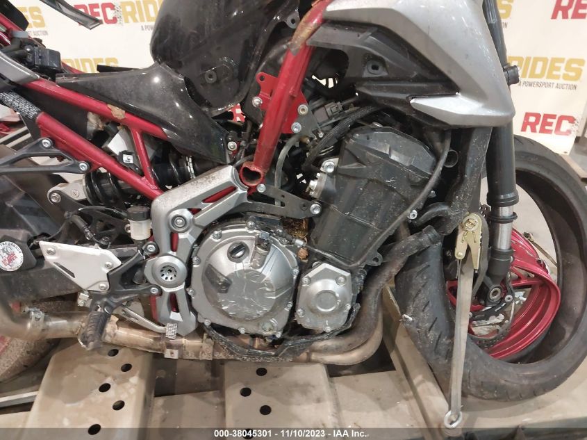 2019 KAWASAKI ZR900 - JKAZR2A12KA003196