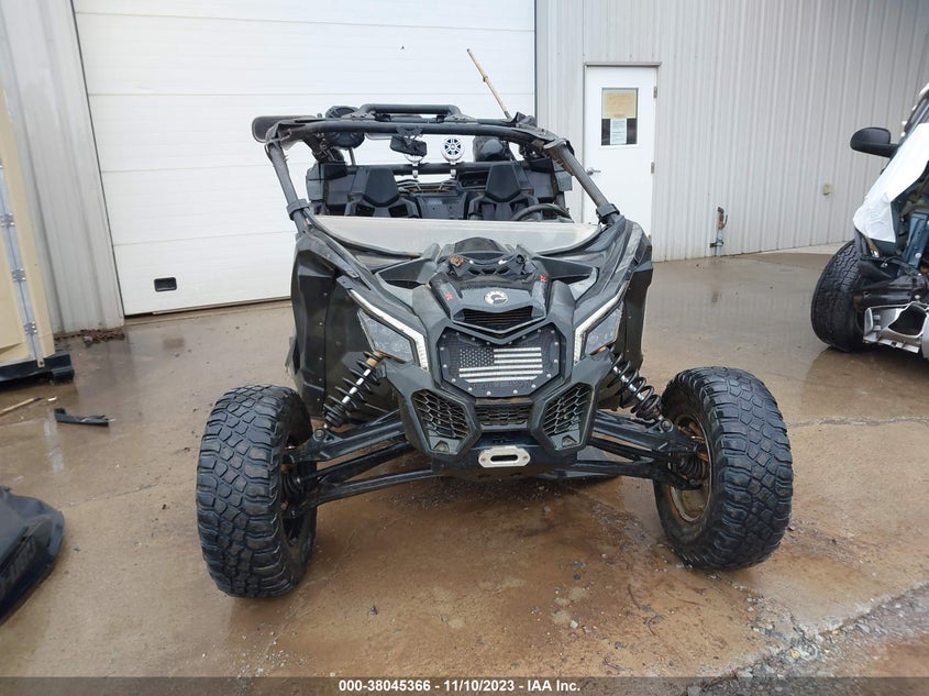 VIN 3JBVXAW22HK001982 2017 CAN-AM MAVERICK X3 X RS TURBO R