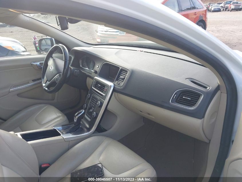 2015 VOLVO S60 T5 PREMIER - YV1612TB1F1309747