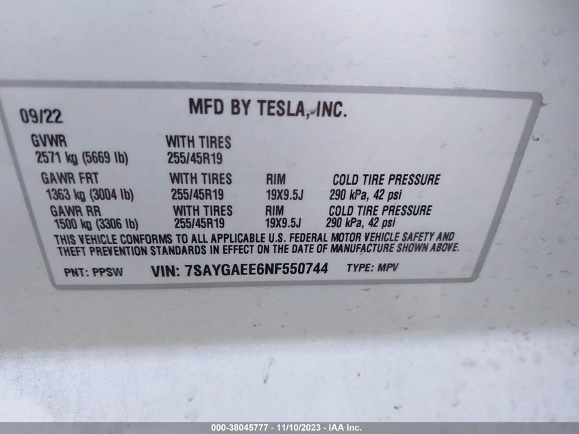 VIN 7SAYGAEE6NF550744 2022 TESLA MODEL Y
