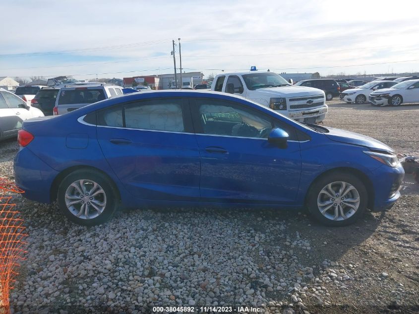 2019 CHEVROLET CRUZE LT - 1G1BE5SM9K7138260