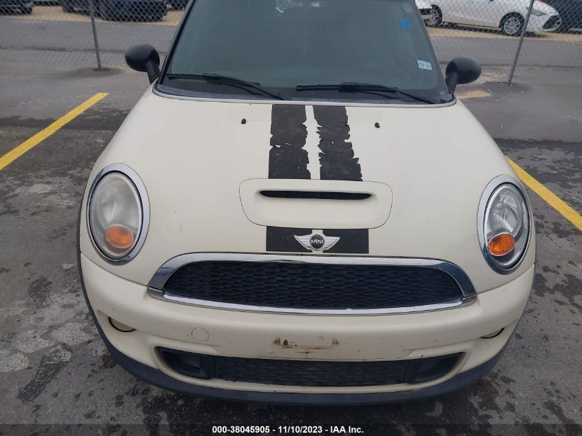 2013 MINI CONVERTIBLE COOPER S WMWZP3C54DT550914
