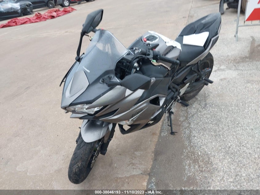 VIN ML5EXEM19MDA33091 2021 KAWASAKI EX650 M