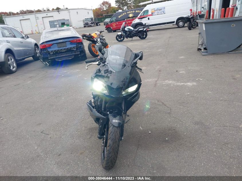 2023 YAMAHA YZFR3 A MH3RH18Y2PK011825