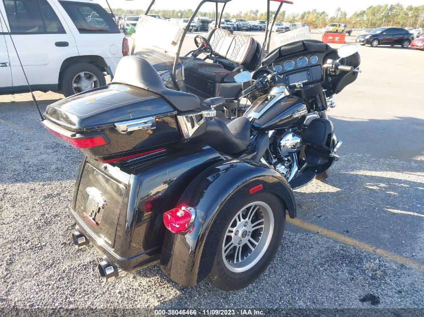2016 HARLEY-DAVIDSON FLHTCUTG TRI GLIDE ULTRA - 1HD1MAL10GB852350