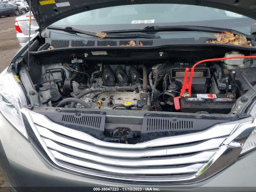 2013 TOYOTA SIENNA XLE/LIMITED - 5TDDK3DC3DS063405