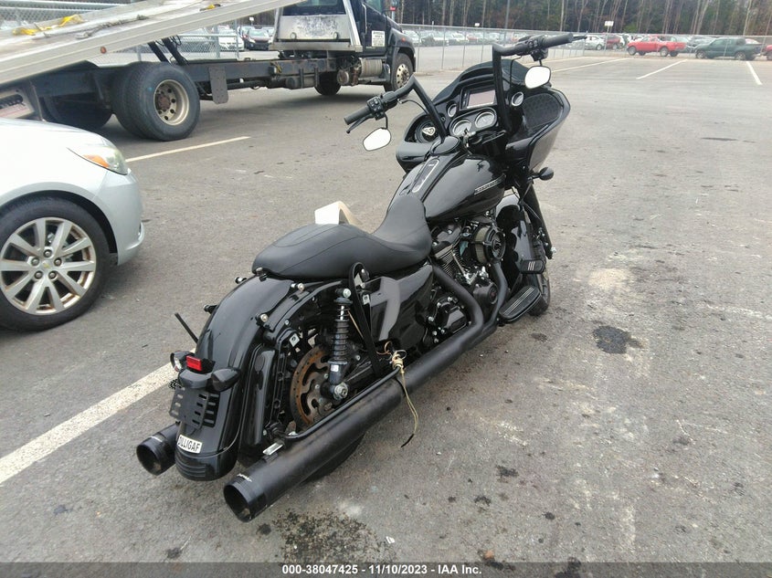 VIN 1HD1KTC16JB679099 2018 HARLEY-DAVIDSON FLTRXS ROAD GLIDE SPECIAL