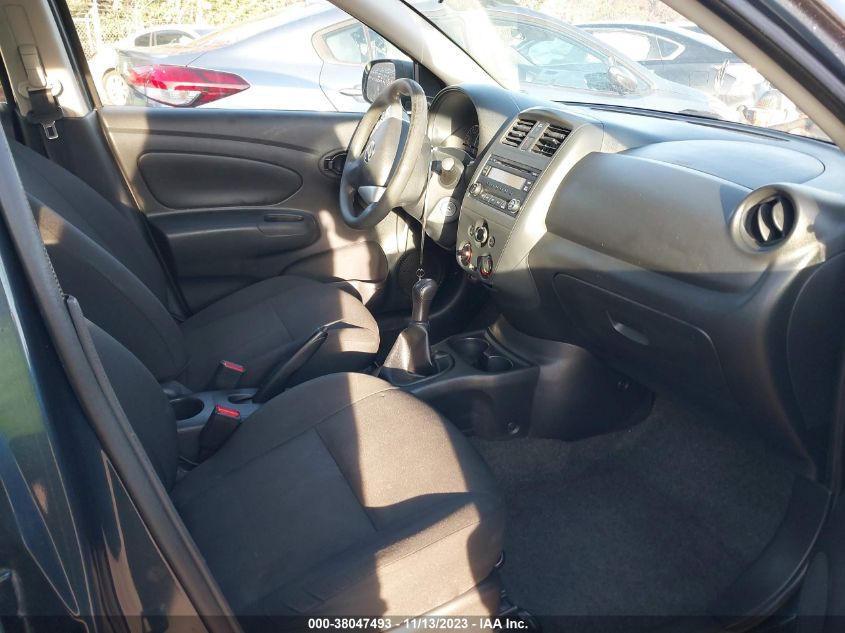2015 NISSAN VERSA 1.6 S - 3N1CN7APXFL881680