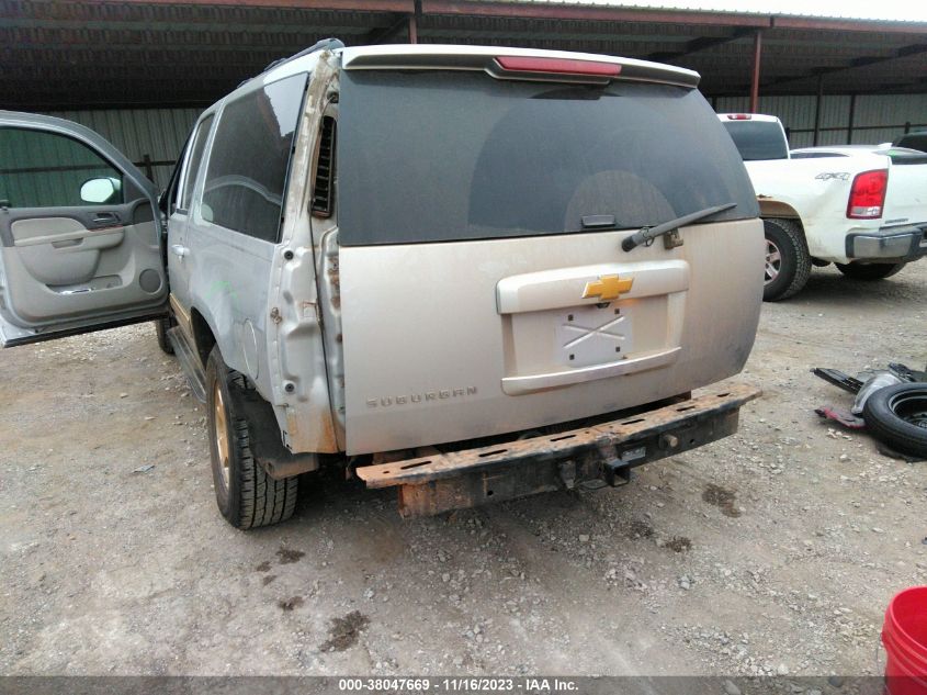 2014 CHEVROLET SUBURBAN 1500 LT - 1GNSCJE02ER124182