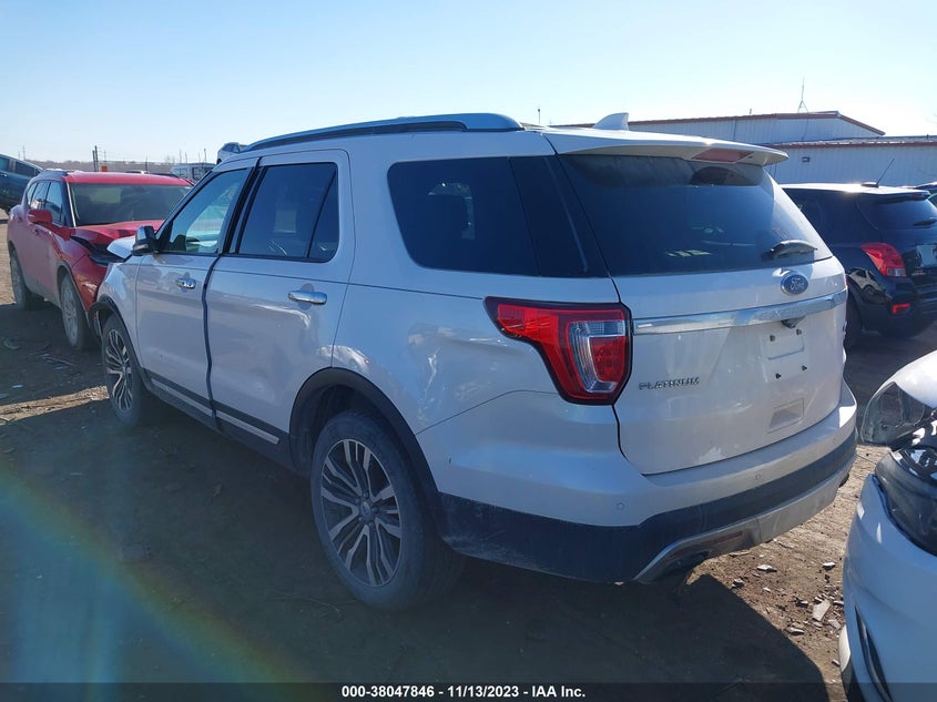 VIN 1FM5K8HTXHGA10269 2017 FORD EXPLORER PLATINUM