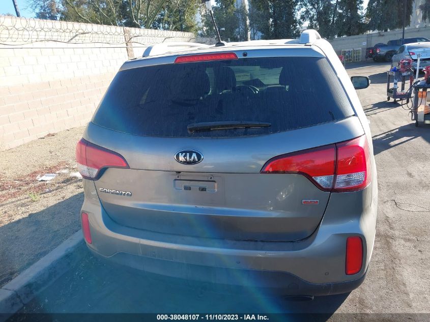 2014 KIA SORENTO LX - 5XYKT4A62EG515187