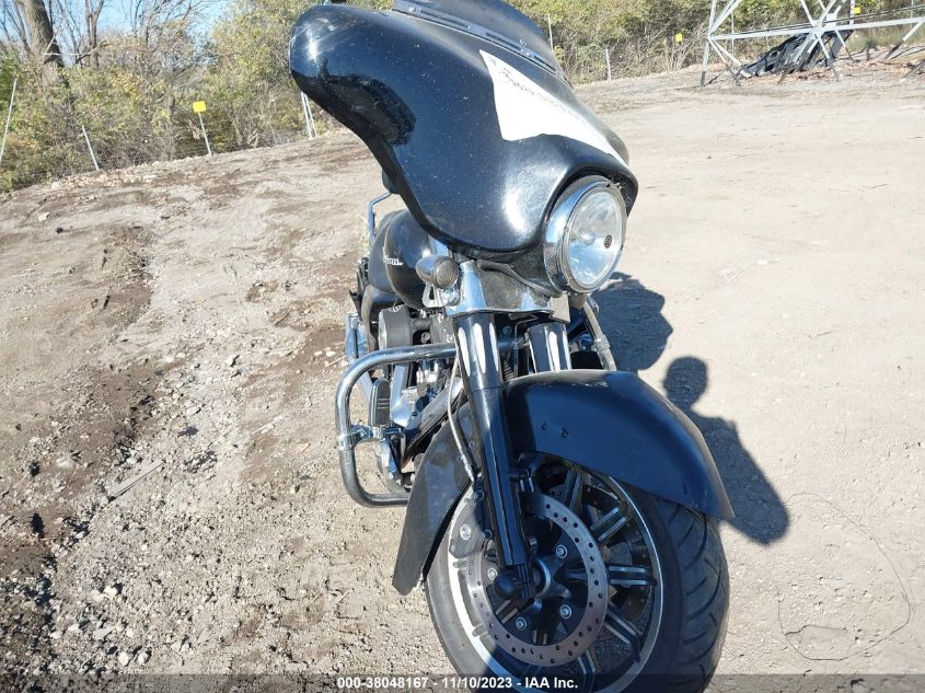 2012 HARLEY-DAVIDSON FLHX STREET GLIDE - 1HD1KBM10CB694385