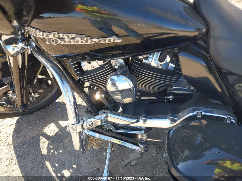 2012 HARLEY-DAVIDSON FLHX STREET GLIDE - 1HD1KBM10CB694385