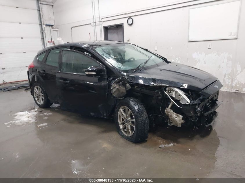 2017 FORD FOCUS SE - 1FADP3K20HL231901