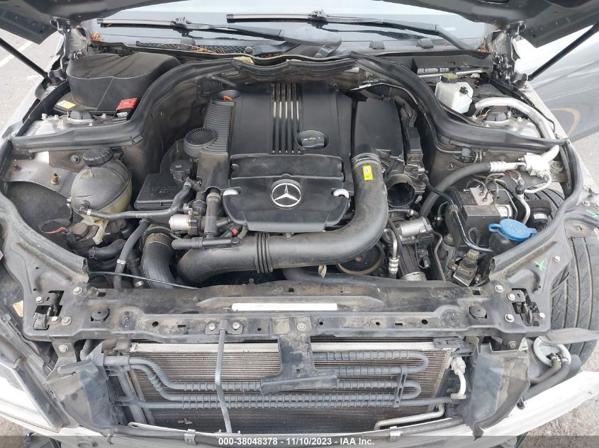 2013 MERCEDES-BENZ C 250 WDDGJ4HB5DF998437