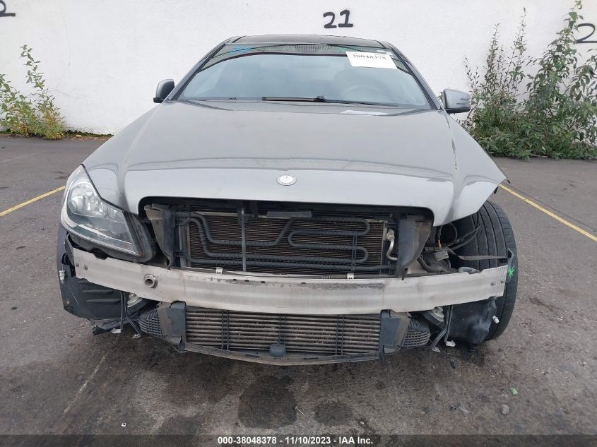 2013 MERCEDES-BENZ C 250 WDDGJ4HB5DF998437