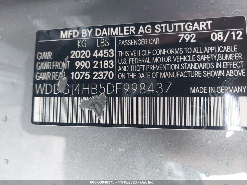 2013 MERCEDES-BENZ C 250 WDDGJ4HB5DF998437